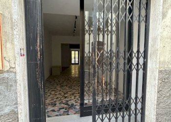 WhatsApp Image 2024-03-04 at 15.14.25.jpeg - Locale Commerciale Sarzana - foto 2