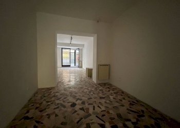 WhatsApp Image 2024-03-04 at 15.14.26 (2).jpeg - Locale Commerciale Sarzana - foto 3