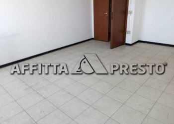 Commercial Activity Via Firenze, Collesalvetti - photo 14