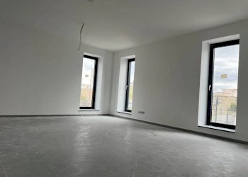 Stanza non arredata - Ufficio via Aldo Moro, Volla - foto 6