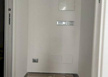 Stanza non arredata - Ufficio via Aldo Moro, Volla - foto 10