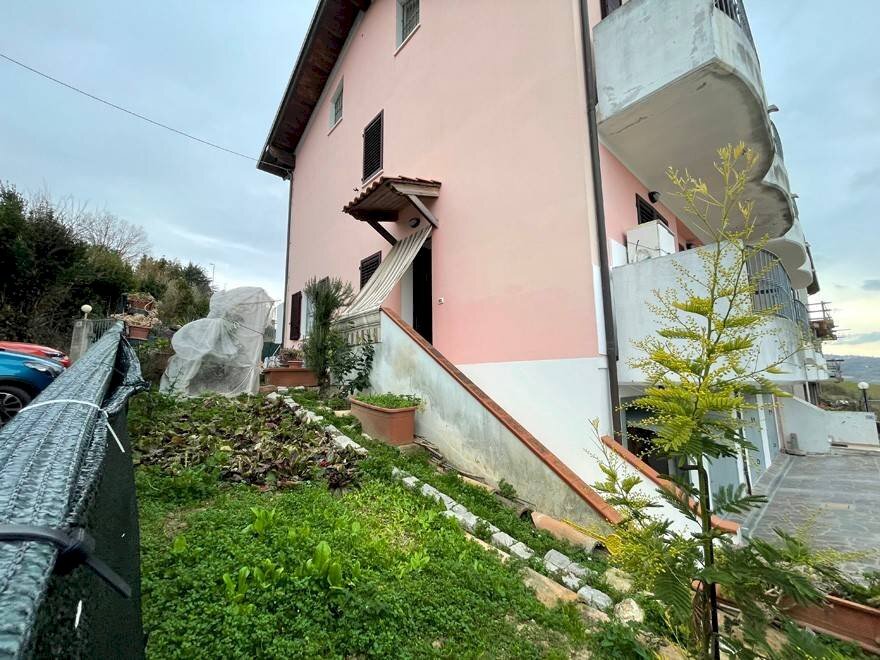 Giardino - Trilocale via Provinciale, Montefiore Conca - foto 1