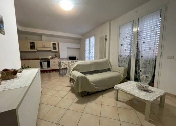 Salone - Trilocale via Provinciale, Montefiore Conca - foto 7