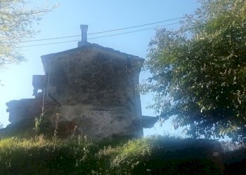 IMG_20230426_085351.jpg - Casale Massarosa - foto 1