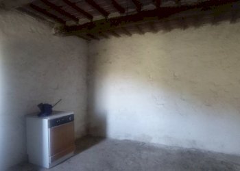 IMG_20230426_092600.jpg - Casale Massarosa - foto 17