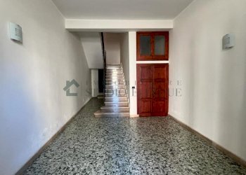 androne - Villa Piazza Unità d'Italia 25, Sannicandro di Bari - foto 4