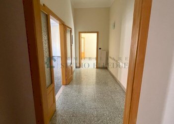 corridoio - Villa Piazza Unità d'Italia 25, Sannicandro di Bari - foto 6