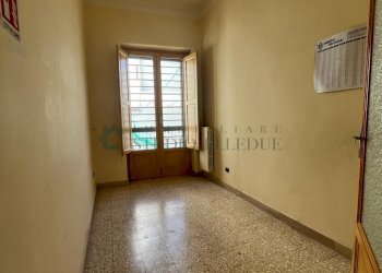 camera - Villa Piazza Unità d'Italia 25, Sannicandro di Bari - foto 20