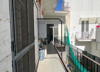 balcone interno - Villa Piazza Unità d'Italia 25, Sannicandro di Bari - foto 21