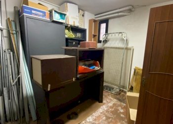 PHOTO-2024-03-05-12-10-3111.jpg - Magazzino Via Garibaldi, Bagno a Ripoli - foto 4