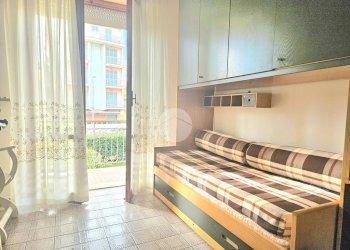 Three-room apartment Via Generale Ardoino, Diano Marina - photo 6