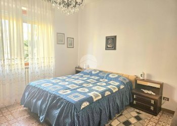 Three-room apartment Via Generale Ardoino, Diano Marina - photo 9