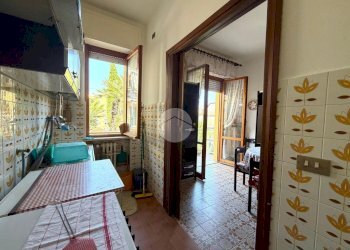 Three-room apartment Via Generale Ardoino, Diano Marina - photo 15