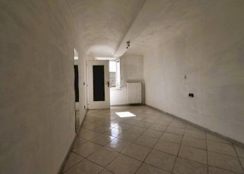 Stanza non arredata - Villa a Schiera via Vittorio Alfieri, Vigliano d'Asti - foto 11