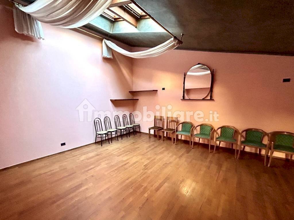 Camera da letto - Ufficio via Francesco Adobati, Alzano Lombardo - foto 3