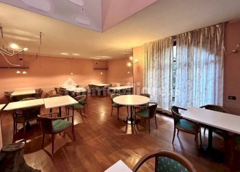 Salone - Ufficio via Francesco Adobati, Alzano Lombardo - foto 1