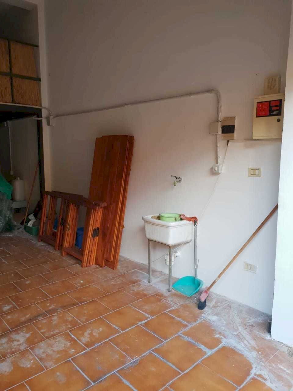 1.jpg - Warehouse Siracusa - photo 3