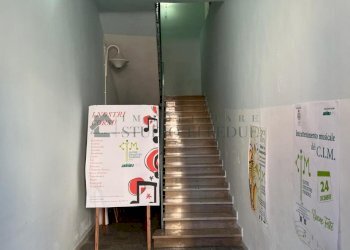 androne - Villa Piazza Unità d'Italia 45, Sannicandro di Bari - foto 3