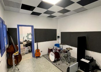 tinello pranzo - Villa Piazza Unità d'Italia 45, Sannicandro di Bari - foto 10