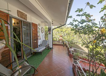 6.8 TERRAZZO AL PIANO .jpg - Villa VIA PECORILE, Celle Ligure - foto 21