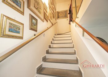 8.0 scala 1 piano.jpg - Villa VIA PECORILE, Celle Ligure - foto 25