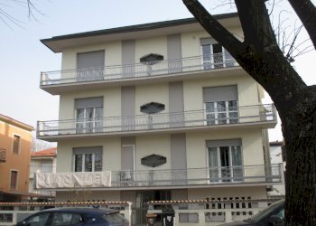 Stable - Palace Fiorenzuola d'Arda - photo 3