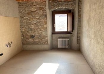 Three-room apartment Via Caduti della Libertà 1, Verrès - photo 8