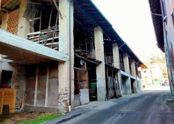 Rustico dell' acquedotto, Ranco - foto 2