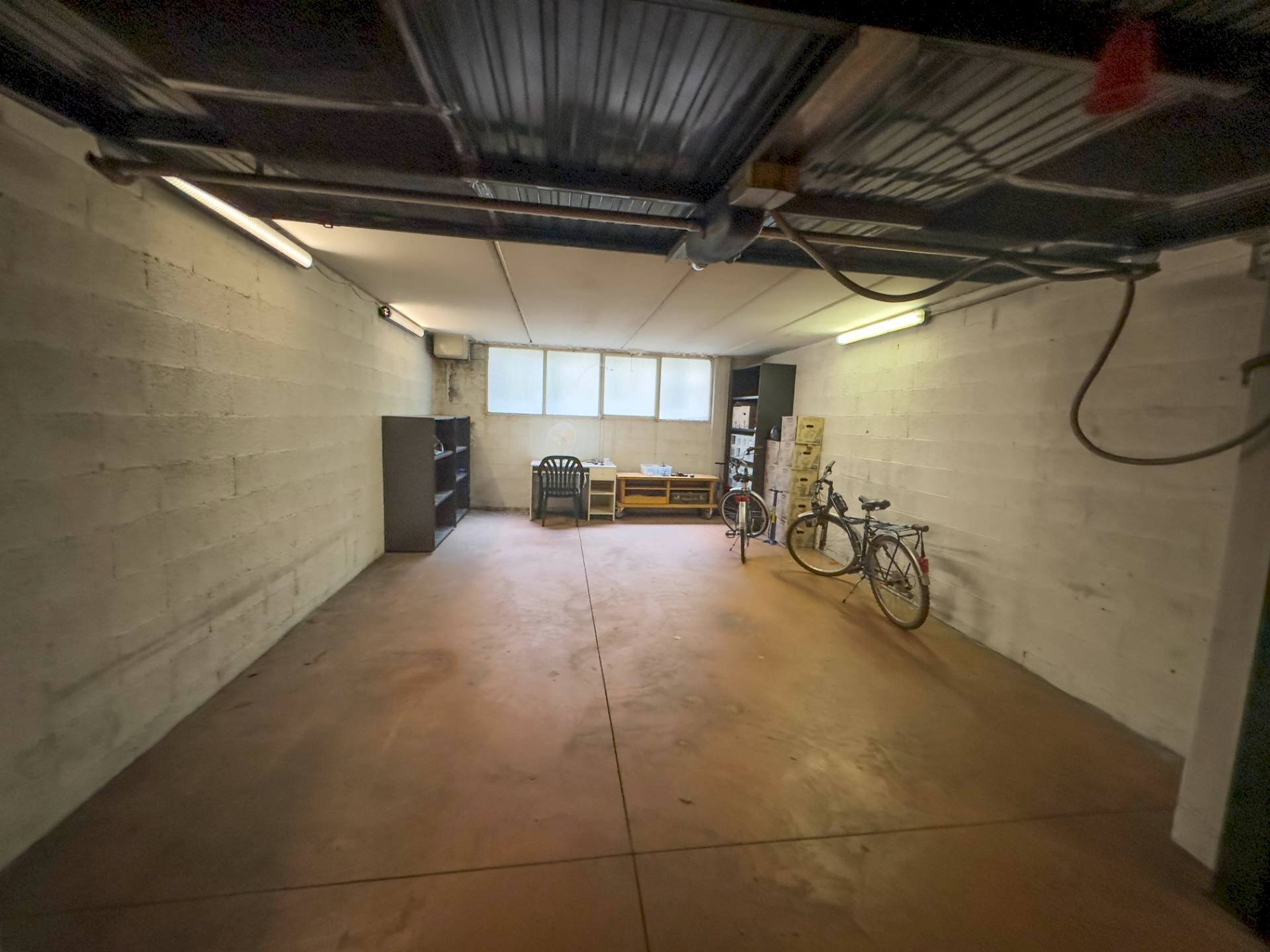 Box Via Sondrio, Torino (zona San Donato) - foto 3