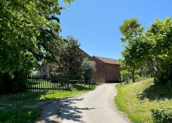 Zona - Rustic strada della Rosa, Chieri - photo 10