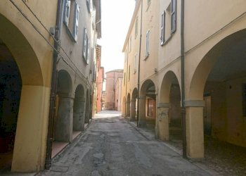 Loft via San Martino, 34, Castel San Pietro Terme - foto 2