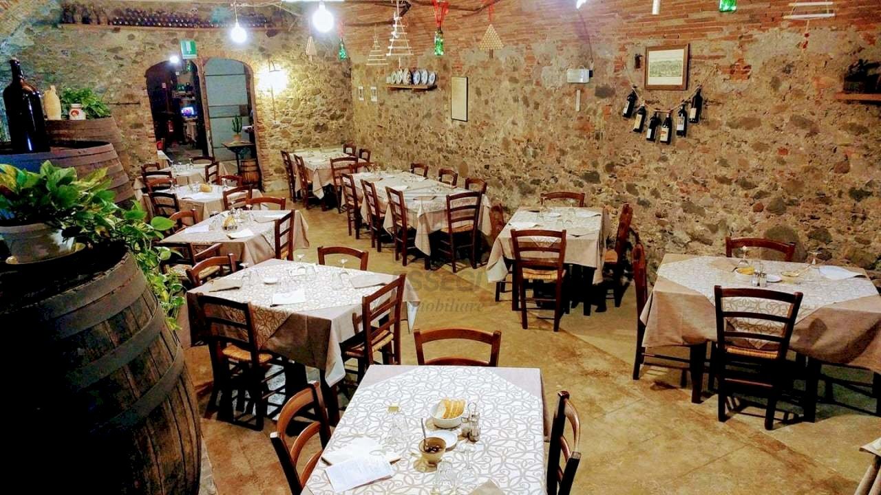 AC00284 -foto sala interna - Restaurant Via Pesciatina, Capannori - photo 1