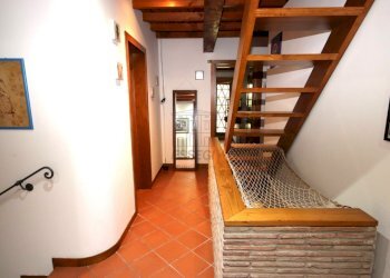 BELLISSIMO COMPLESSO COLONICO in zona verdeggiante - Casale Via di San Martino, Porcari - foto 25