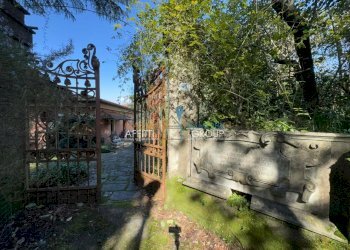 1247982-coj13u.jpeg - Villa Via Porta Quaranta 5, Massa - foto 15