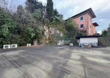 1247982-wpsgne4h0y.jpeg - Villa Via Porta Quaranta 5, Massa - foto 23