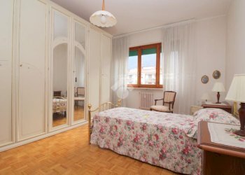 Four-room apartment Via Caduti per la Libertà, Pinasca - photo 6