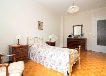 Four-room apartment Via Caduti per la Libertà, Pinasca - photo 7