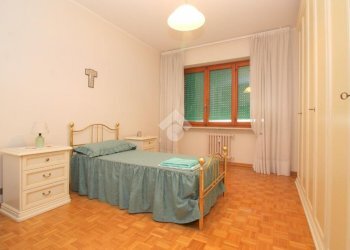 Four-room apartment Via Caduti per la Libertà, Pinasca - photo 8