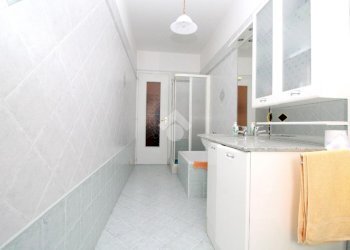 Four-room apartment Via Caduti per la Libertà, Pinasca - photo 11