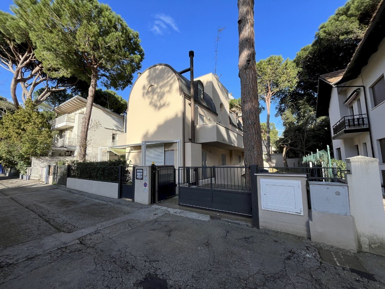 Three-family Villa Cervia - photo 3