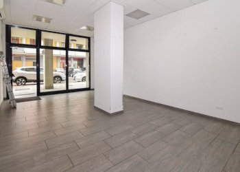 Shop Cadelbosco di Sopra - photo 1