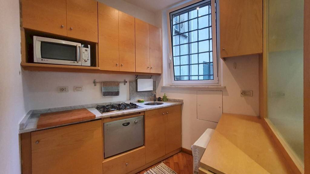 angolo cottura - Monolocale piazza Lavagna, 2, Genova (zona Centro Storico) - foto 2
