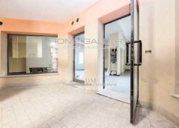 Interno palazzo - Shop via Piacenza, 73, Genova - photo 13