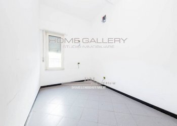 Stanza non arredata - Shop via Piacenza, 73, Genova - photo 19