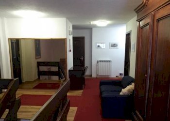 Salone - Stable - Palace via Montenero, Bardonecchia - photo 6