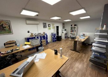 Interno non residenziale - Negozio via Francesco De Sanctis, 60, Torino - foto 12
