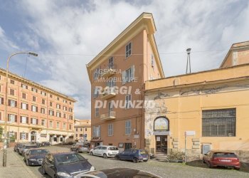 _DSC5350.jpg - Locale Commerciale Largo Augusto Panizza, Frascati - foto 22