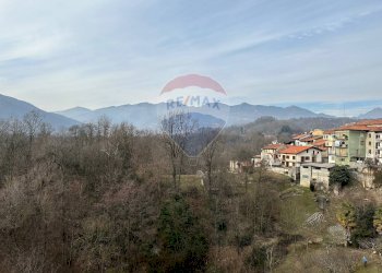 Monolocale Fraz. Fontanella Ozino, 17 
 Strona, Strona - foto 26