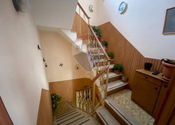 Villa a Schiera Frazione Montaldo, 69
Mezzana Mortigliengo, Mezzana Mortigliengo - foto 16