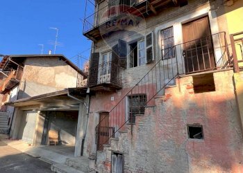 Villa a Schiera Fraz. d'Agostino, 9 
 Camandona, Camandona - foto 2